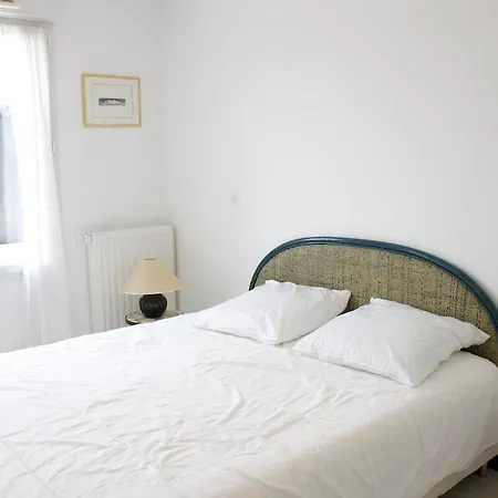 Lyloa - Terrasse - - Garage - Climatisation- Et Tranquillite Apartment *